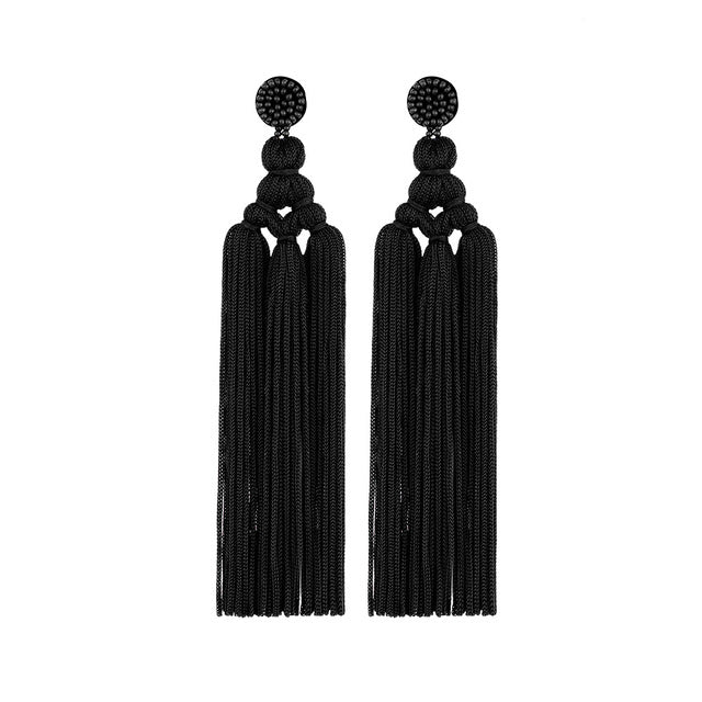 Earring de Pompones Negro