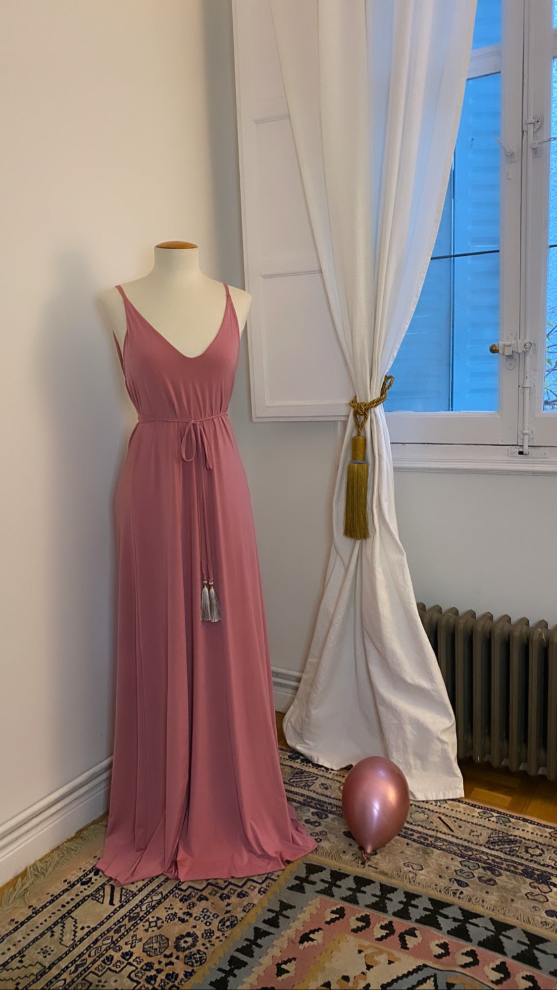 Vestido de Pompones Rosa viejo Venezia 1689 Especial